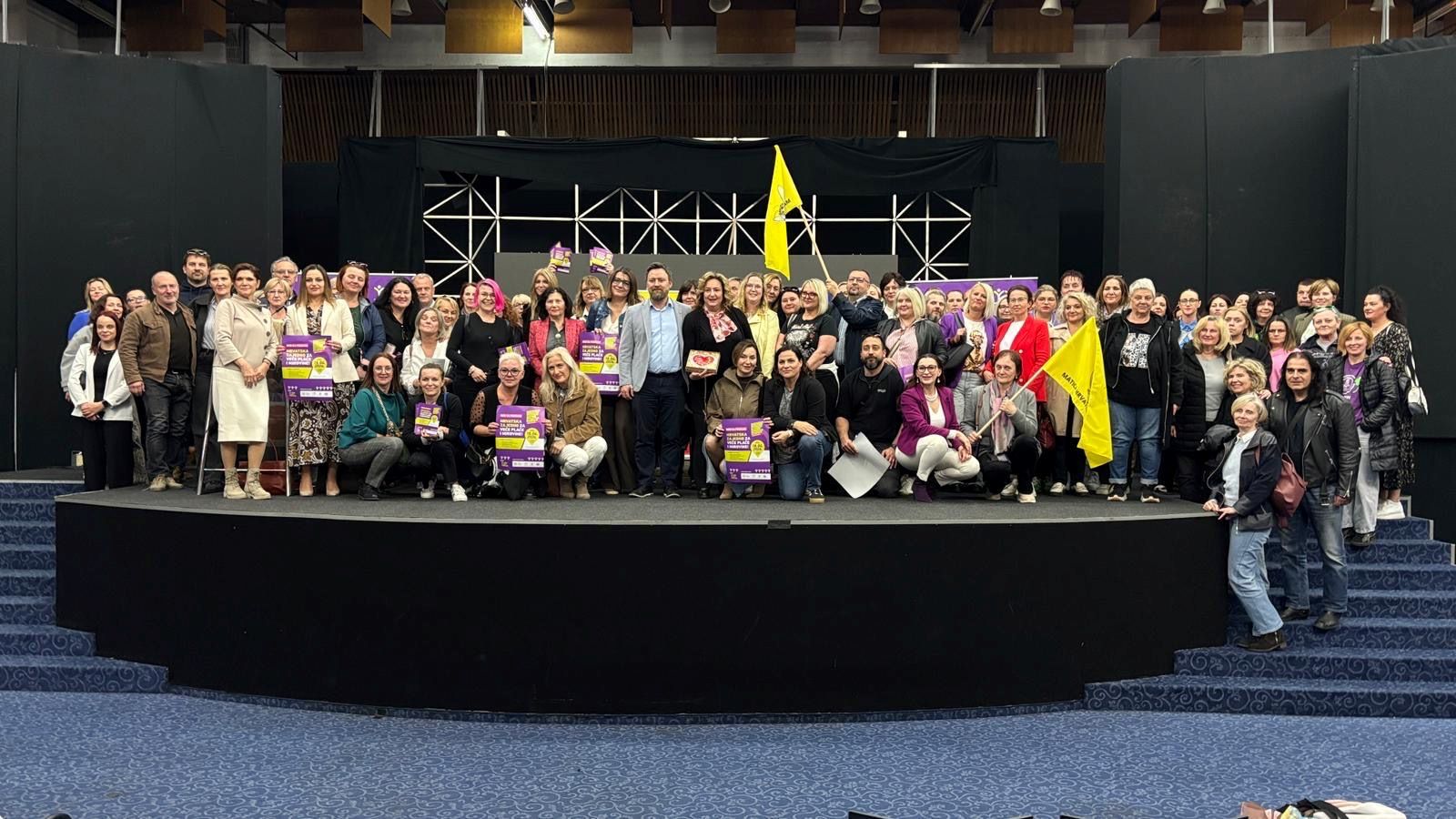 Sindikati pozivaju građane na prosvjed zbog niskih plaća i mirovina